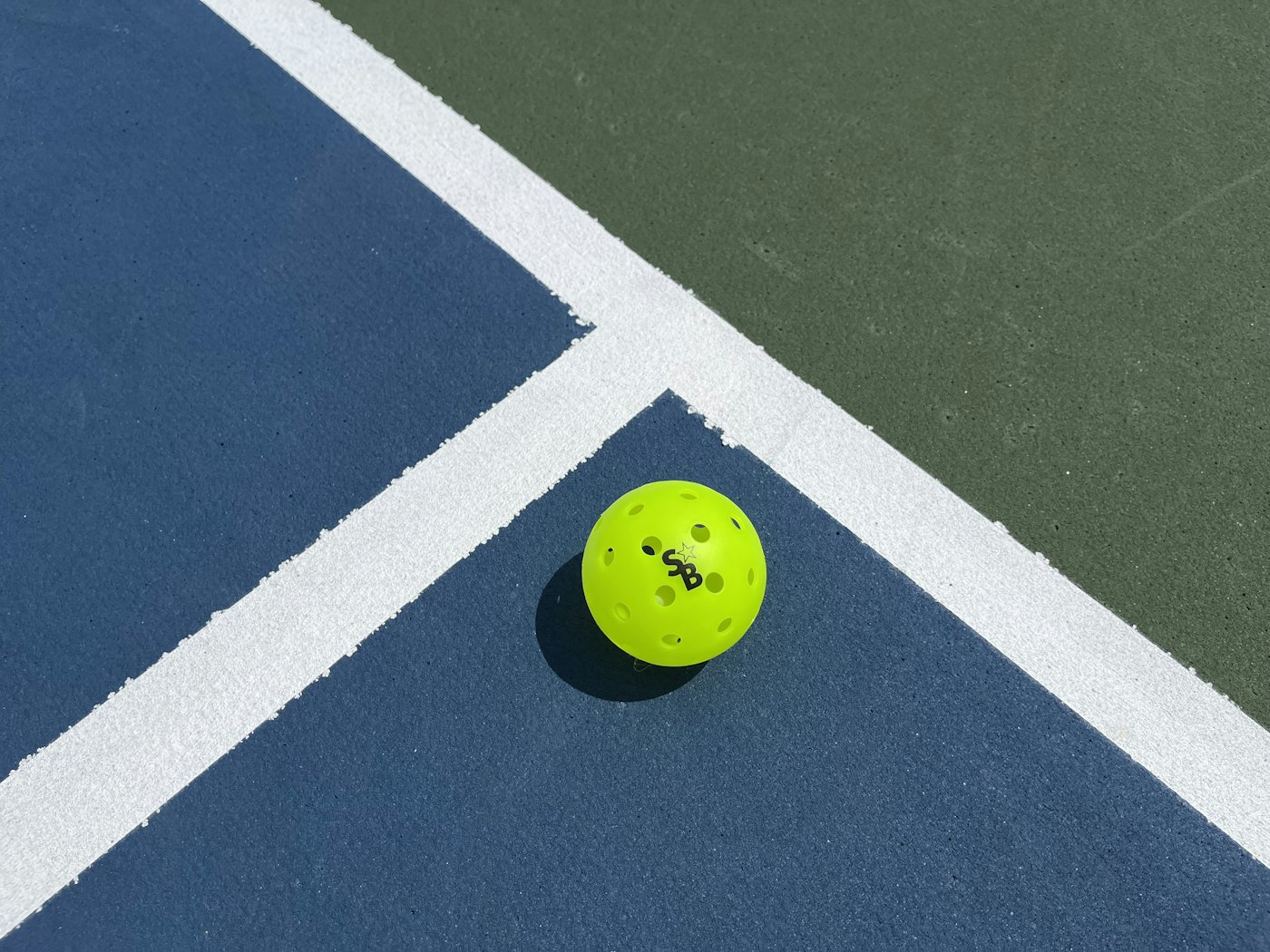 Chi tiết dụng cụ Pickleball